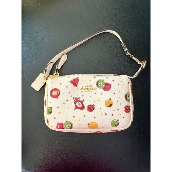 Lovely Mini Coach Designer Bag - Picture 2 of 9